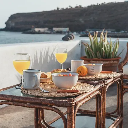 בית נופש Beach Apartment *