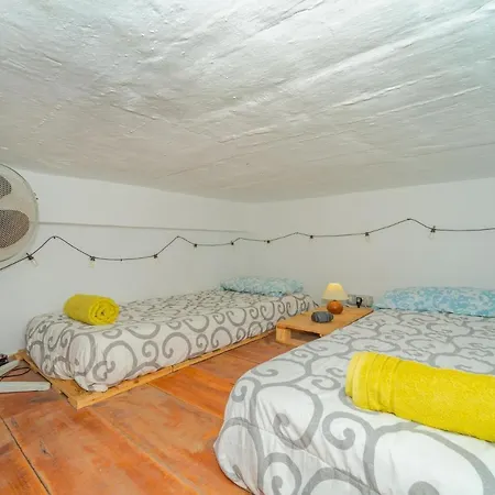 Beach Apartment בית נופש *